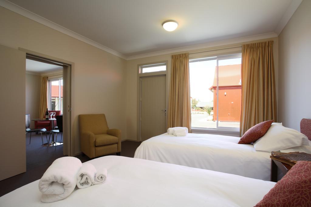 Hawkdun Lodge Ranfurly Room photo